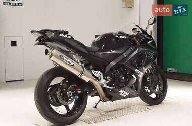 Спортбайк Suzuki GSX-R 1000 2008 в 