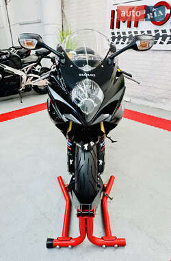 Спортбайк Suzuki GSX-R 1000 2008 в 