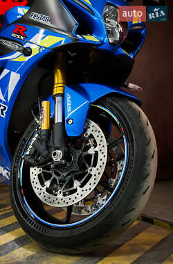 Спортбайк Suzuki GSX-R 1000 2018 в 