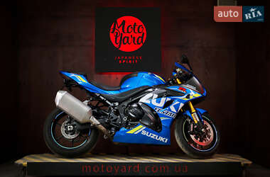 Спортбайк Suzuki GSX-R 1000 2018 в 