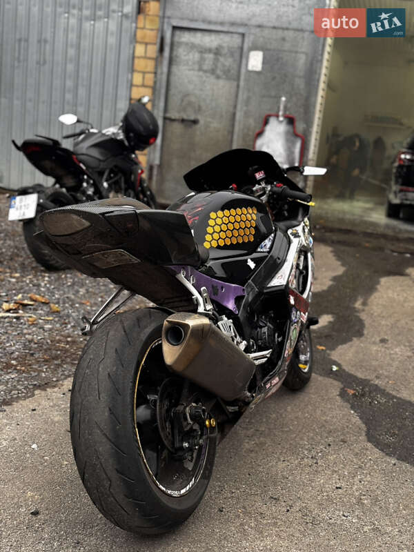 Спортбайк Suzuki GSX-R 1000 2006 в Пирятині