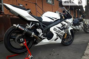 Спортбайк Suzuki GSX-R 1100 2005 в 