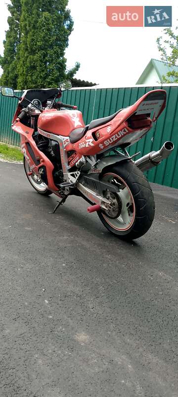 Спортбайк Suzuki GSX-R 1100 1998 в Білій Церкві фото 5 Спортбайк Suzuki GSX-R 1100 1998 в Білій Церкві