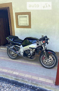 Мотоцикл Спорт-туризм Suzuki GSX-R 600 1999 в Тячеве