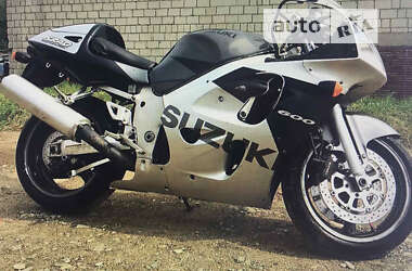 Спортбайк Suzuki GSX-R 600 1999 в Миколаєві
