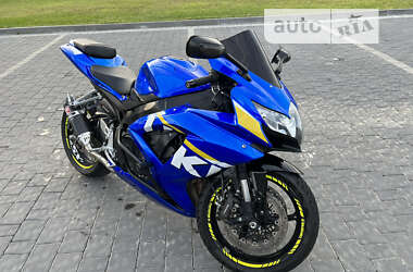 Спортбайк Suzuki GSX-R 600 2007 в 