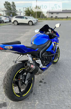 Спортбайк Suzuki GSX-R 600 2007 в 