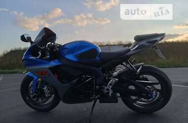Спортбайк Suzuki GSX-R 600 2012 в 