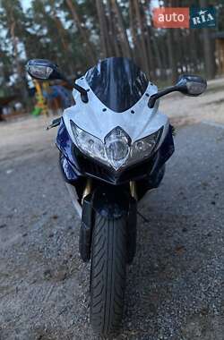 Спортбайк Suzuki GSX-R 600 2009 в 