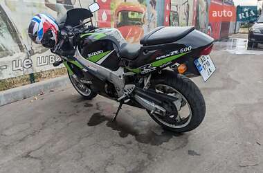 Спортбайк Suzuki GSX-R 600 1998 в Киеве