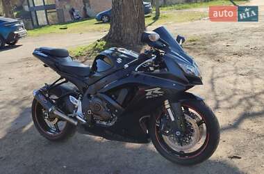Спортбайк Suzuki GSX-R 600 2010 в 