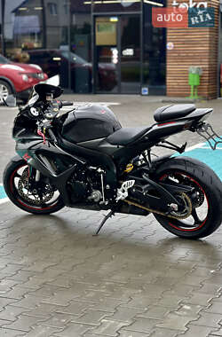 Спортбайк Suzuki GSX-R 600 2006 в 
