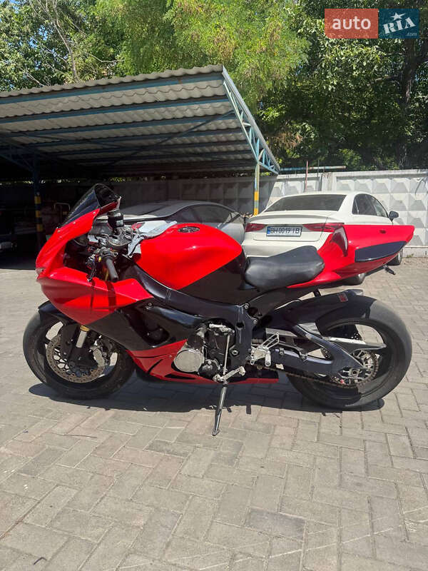 Спортбайк Suzuki GSX-R 600 2012 в Одессе