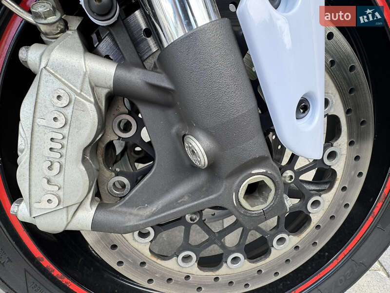 Спортбайк Suzuki GSX-R 600 2016 в Киеве