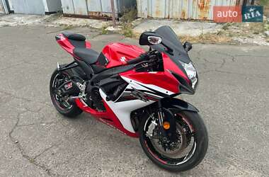 Спортбайк Suzuki GSX-R 600 2012 в Киеве