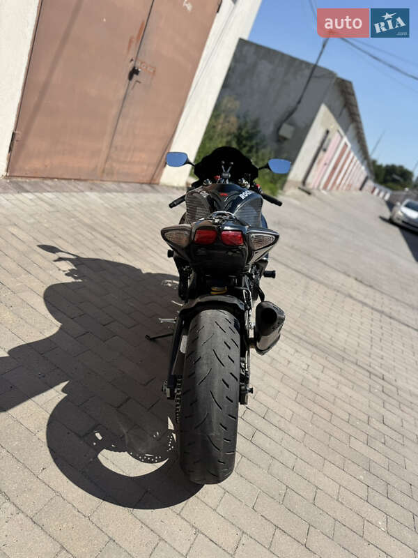 Спортбайк Suzuki GSX-R 600 2008 в Одессе фото 7 Спортбайк Suzuki GSX-R 600 2008 в Одессе