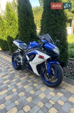 Спортбайк Suzuki GSX-R 600 2006 в 
