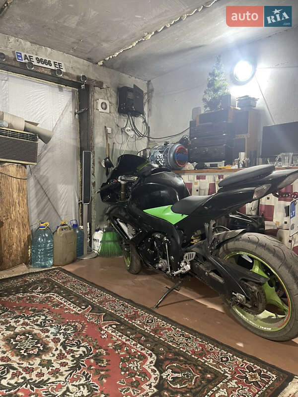 Спортбайк Suzuki GSX-R 600 2007 в Кривом Роге фото 5 Спортбайк Suzuki GSX-R 600 2007 в Кривом Роге