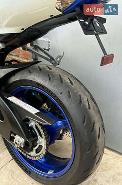 Спортбайк Suzuki GSX-R 600 2007 в 
