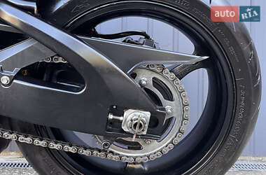 Спортбайк Suzuki GSX-R 600 2014 в 