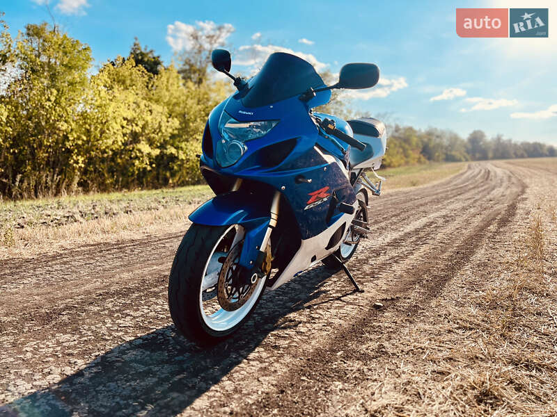 Спортбайк Suzuki GSX-R 600 2004 в Одессе