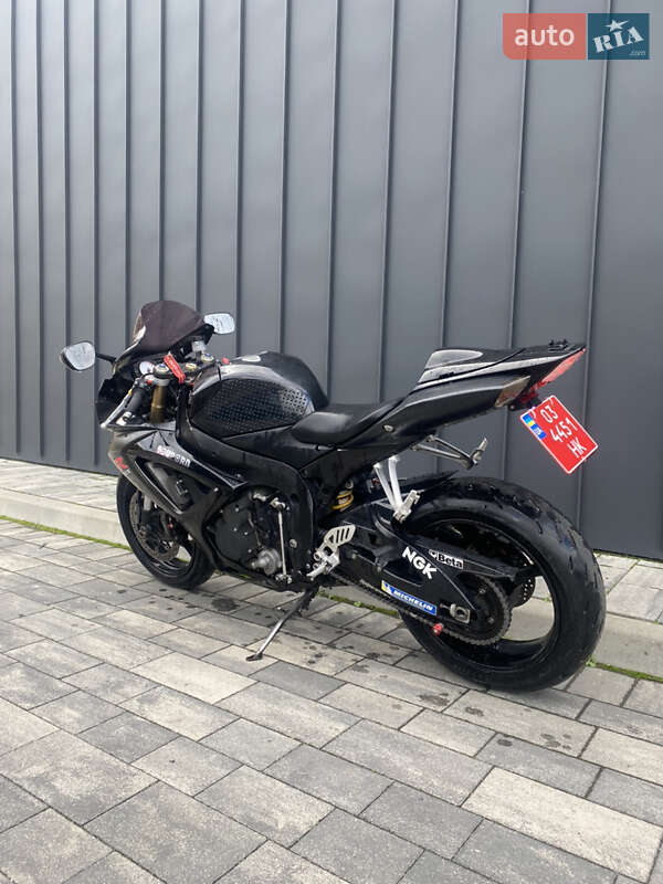 Спортбайк Suzuki GSX-R 600 2006 в Луцке