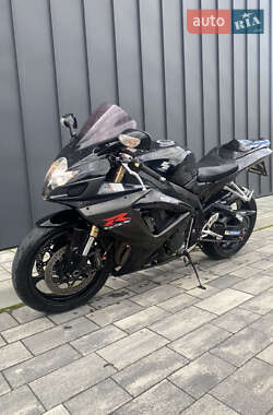 Спортбайк Suzuki GSX-R 600 2006 в 