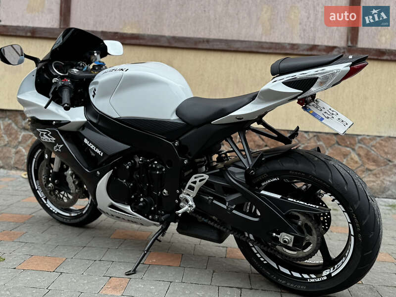 Спортбайк Suzuki GSX-R 600 2023 в Львові фото 23 Спортбайк Suzuki GSX-R 600 2023 в Львові