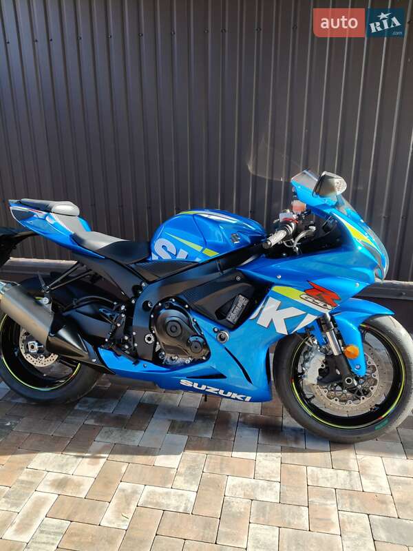 Спортбайк Suzuki GSX-R 600 2018 в Білогородці фото 10 Спортбайк Suzuki GSX-R 600 2018 в Білогородці