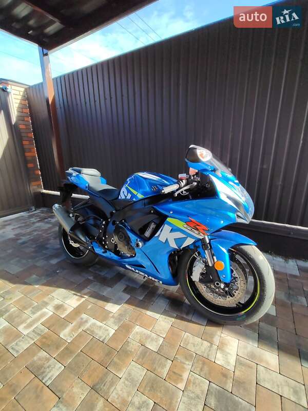 Спортбайк Suzuki GSX-R 600 2018 в Білогородці фото 15 Спортбайк Suzuki GSX-R 600 2018 в Білогородці