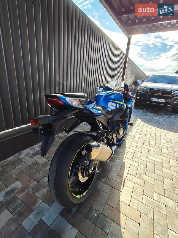 Спортбайк Suzuki GSX-R 600 2018 в Білогородці фото 31 Спортбайк Suzuki GSX-R 600 2018 в Білогородці