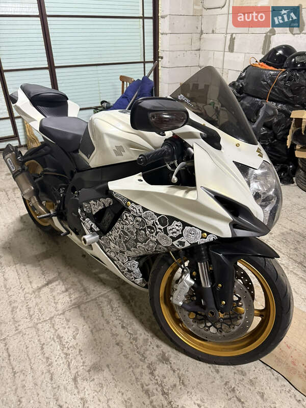 Спортбайк Suzuki GSX-R 600 2012 в Шепетовке