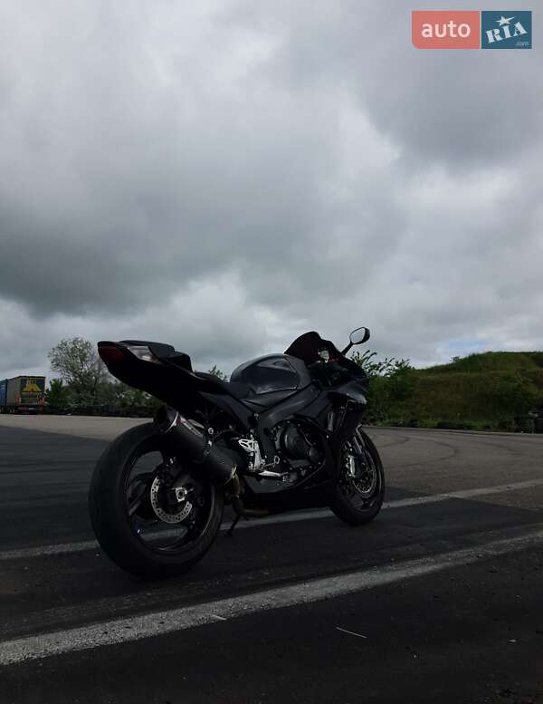 Спортбайк Suzuki GSX-R 600 2019 в Одессе