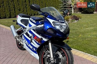 Спортбайк Suzuki GSX-R 600 2002 в Пустомитах
