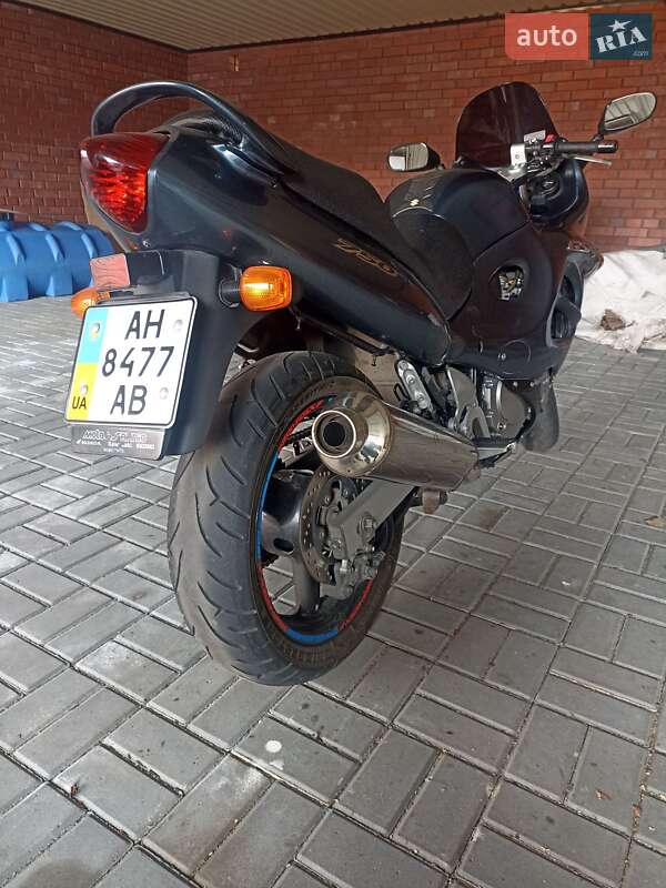 Мотоцикл Спорт-туризм Suzuki GSX-R 750 2000 в Черкассах фото 2 Мотоцикл Спорт-туризм Suzuki GSX-R 750 2000 в Черкассах