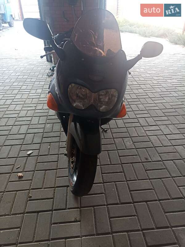 Мотоцикл Спорт-туризм Suzuki GSX-R 750 2000 в Черкассах фото 6 Мотоцикл Спорт-туризм Suzuki GSX-R 750 2000 в Черкассах
