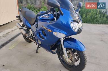 Мотоцикл Спорт-туризм Suzuki GSX-R 750 2002 в Гайвороні