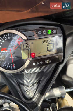 Спортбайк Suzuki GSX-R 750 2011 в 
