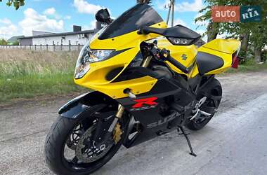 Спортбайк Suzuki GSX-R 750 2005 в 