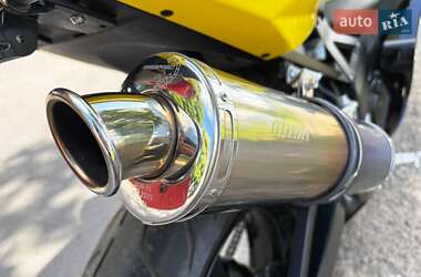 Спортбайк Suzuki GSX-R 750 2005 в 