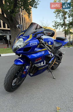 Спортбайк Suzuki GSX-R 750 2006 в 