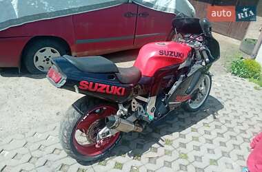 Спортбайк Suzuki GSX-R 750 1999 в Макарові