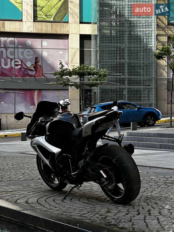 Спортбайк Suzuki GSX-R 750 2009 в Днепре