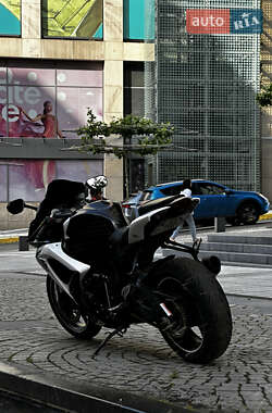 Спортбайк Suzuki GSX-R 750 2009 в 