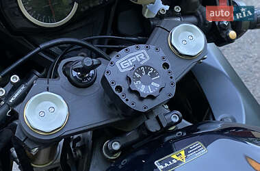 Спортбайк Suzuki GSX-R 750 2016 в 
