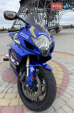 Спортбайк Suzuki GSX-R 750 2006 в 