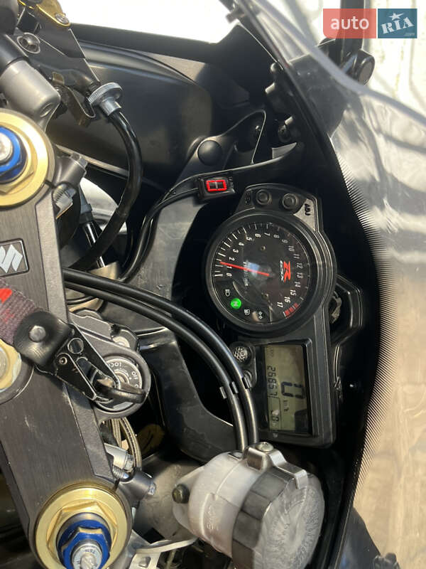 Спортбайк Suzuki GSX-R 750 2004 в Запорожье