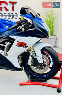 Спортбайк Suzuki GSX-R 750 2013 в 