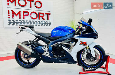 Спортбайк Suzuki GSX-R 750 2013 в 