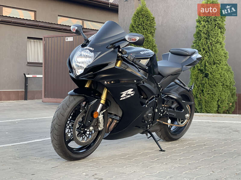 Спортбайк Suzuki GSX-R 750 2024 в Одессе фото 20 Спортбайк Suzuki GSX-R 750 2024 в Одессе
